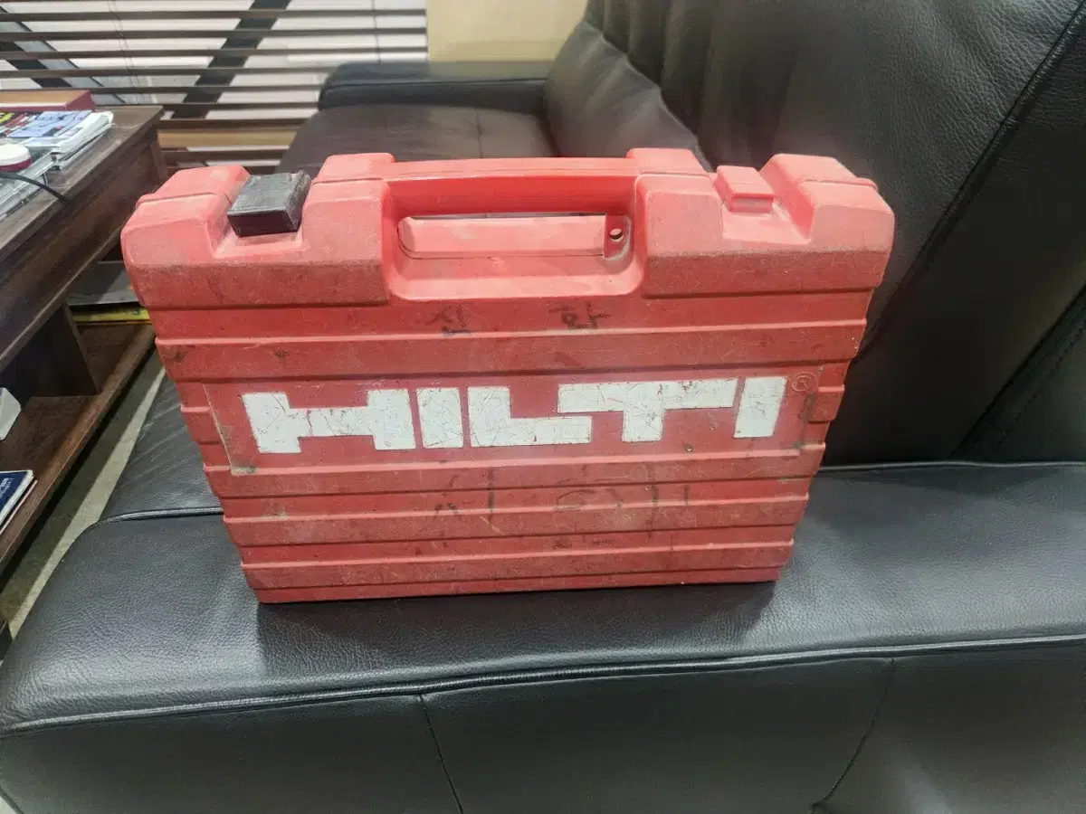 HILTI 힐티 타정기 & 부속물 일괄